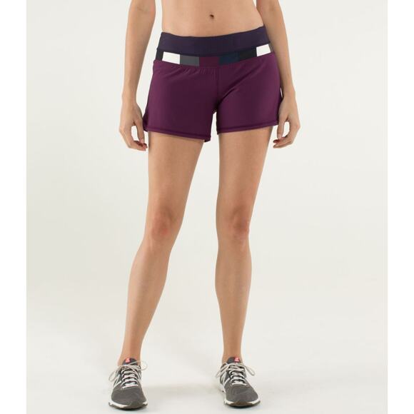 Lululemon Wmns Burgundy Groovy Run Short Sz 6 Athlete Gym Yoga Running Crossfit - Picture 1 of 7